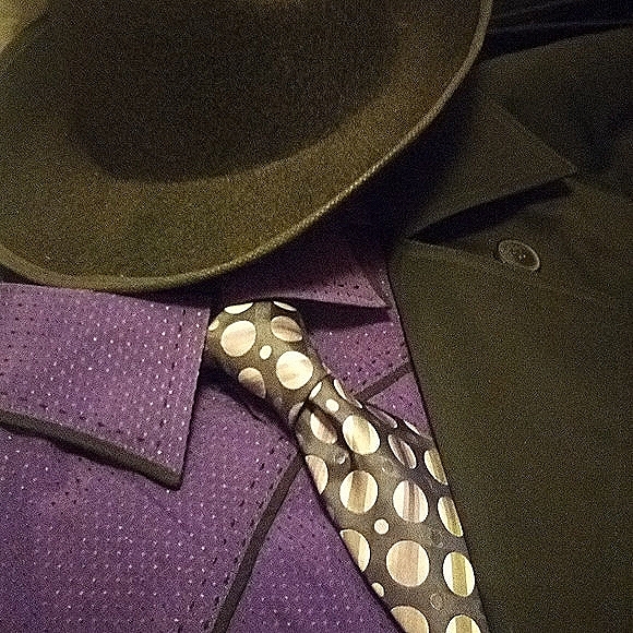 VAN HEUSEN tie 100% silk dots stain resistance - Picture 2 of 6